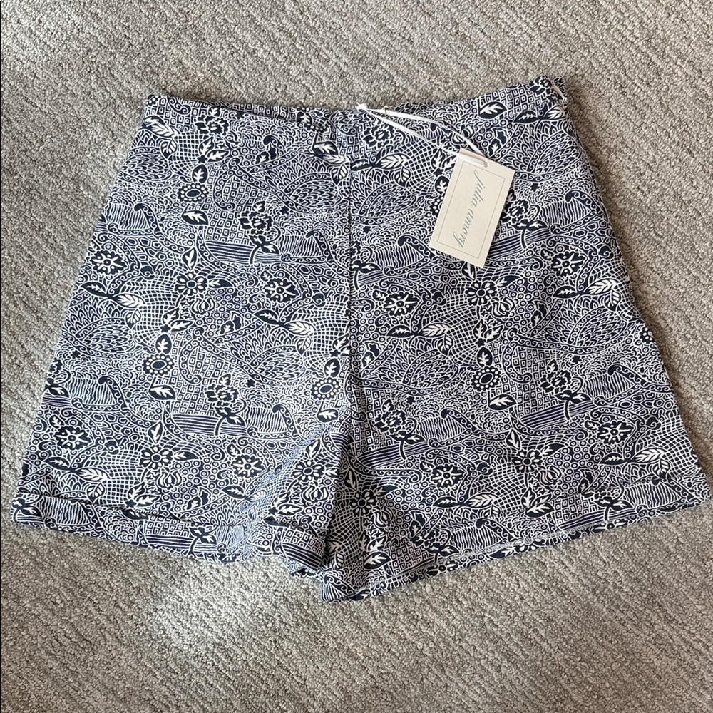 Julia Amory Kelly Shorts